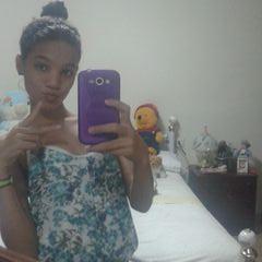 Profile Picture of Lisa Laurent (@lisi1802) on Twitter