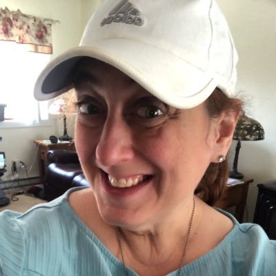 Profile Picture of ResLifeMom (@KristinCalegari) on Twitter
