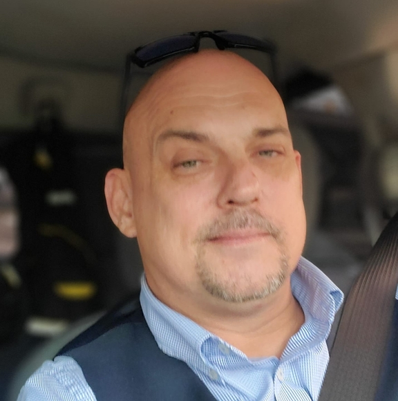 Profile Picture of Freddie Reinwald (@roofingprotx) on Poshmark