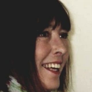 Profile Picture of Vicky W Donnelly (@VickyWDonnelly) on Twitter