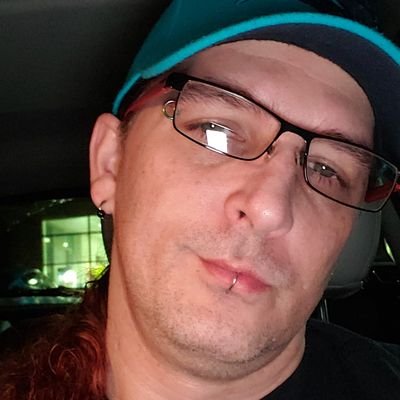 Profile Picture of M. Dave Pell Jr. (@DaveWolf13) on Twitter