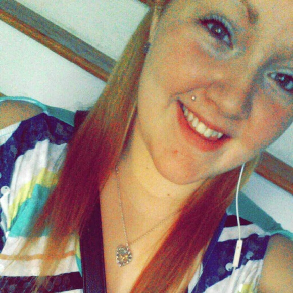 Profile Picture of Mary jo Brock (@maryjoesephine) on Poshmark