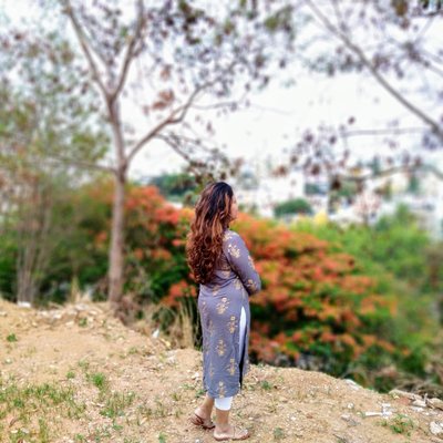 Profile Picture of Meera Narayan (@narayan_meera) on Twitter