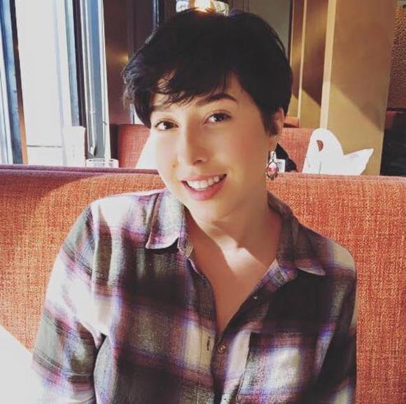 Profile Picture of Sophia Lidwell (@sophialidwell) on Poshmark