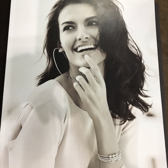 Profile Picture of Linda Hammalian (@lindahammalian) on Poshmark