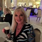 Profile Picture of Mandy Lloyd (@mandygolfview) on Instagram