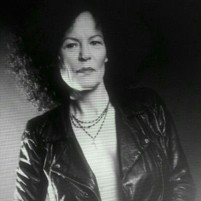 Profile Picture of Karen Lloyd :) (@curlykarenlloyd) on Twitter