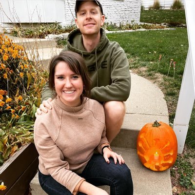 Profile Picture of Sarah Fisher (@sarah_joe_seal) on Twitter