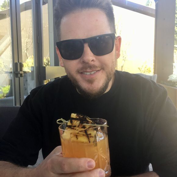 Profile Picture of Curtis Kvamme (@curtiskvamme) on Poshmark