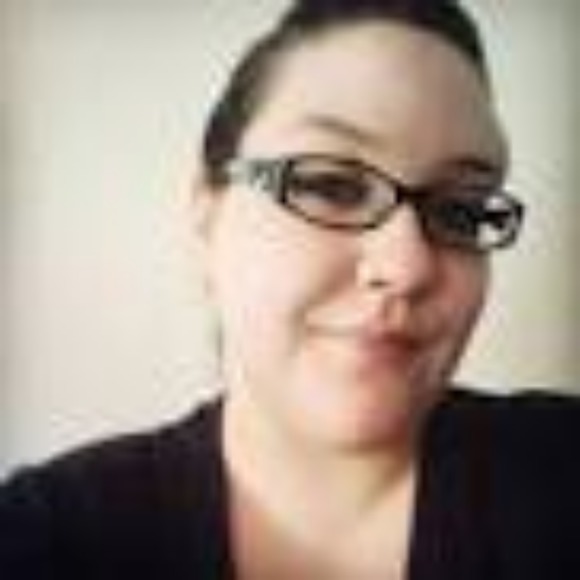 Profile Picture of Maegon Murray (@maegon163132) on Poshmark