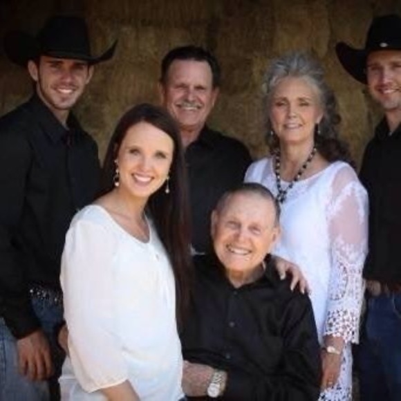 Profile Picture of Hazel Miller garrett (@blueeyes195777) on Poshmark