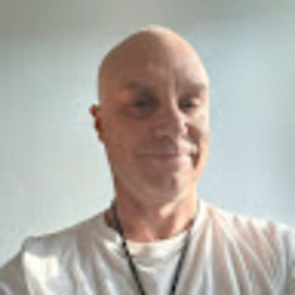 Profile Picture of Josh Emery (@joshua1emery4) on Poshmark