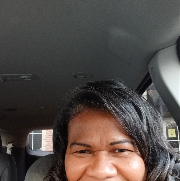 Profile Picture of Sharon Blount (@sharonblount177) on Poshmark