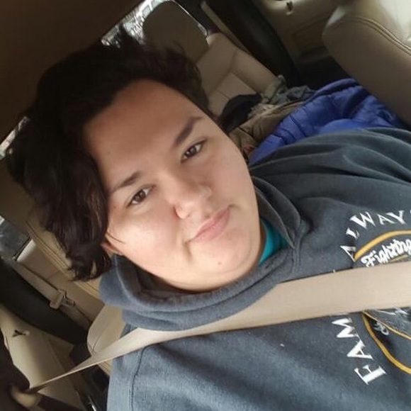 Profile Picture of Brianna Laughlin (@b_laughlin) on Poshmark