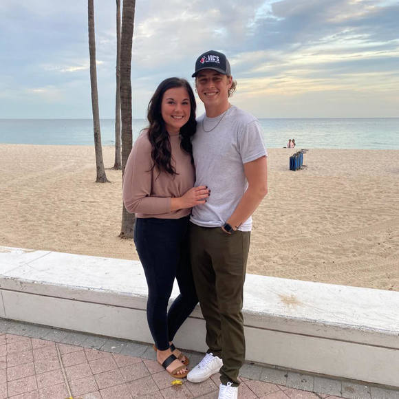 Profile Picture of Grace Eischen (@graceeischen) on Poshmark