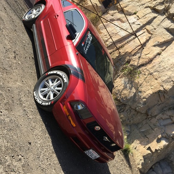 Profile Picture of Tony Aguilera (@tonnyfox) on Poshmark