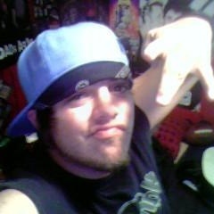 Profile Picture of Jonathan Lemieux (@moreemothanyourmom) on Myspace