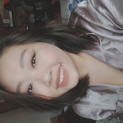 Profile Picture of Malee Thao (@asdfdsasmile) on Twitter