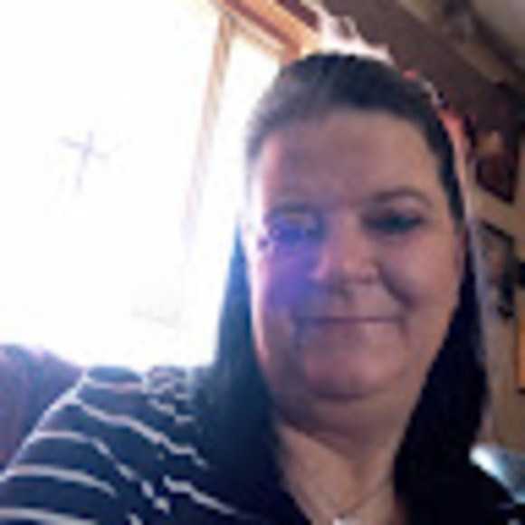 Profile Picture of Chris Schreiner (@chrisschreiner) on Poshmark