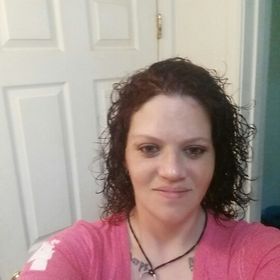 Profile Picture of Stephanie Braddy (@stephaniebraddy) on Pinterest