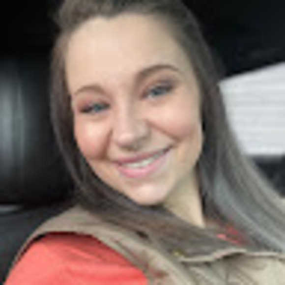 Profile Picture of Michaela Epperson (@mickepp2022) on Poshmark
