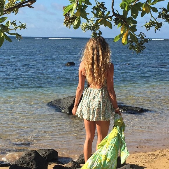 Profile Picture of Jennifer Mcalevy (@jennifermcalevy) on Poshmark