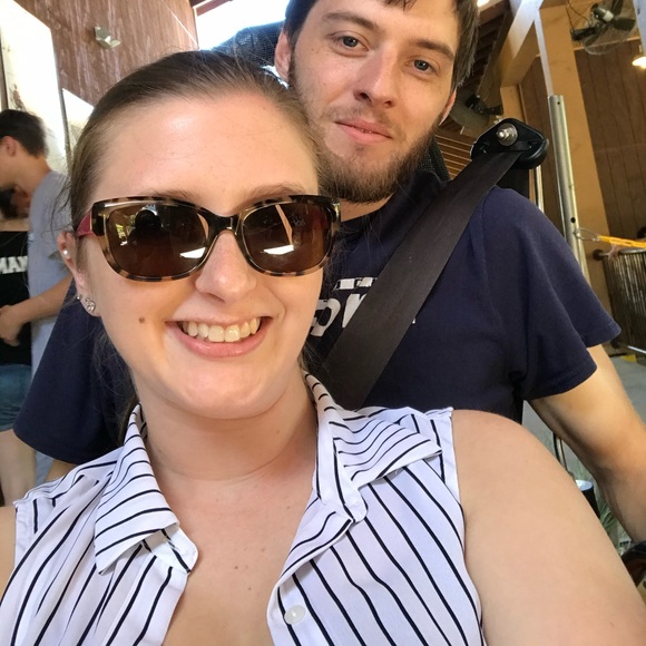 Profile Picture of Tiffany Brawner (@tiffanybrawner) on Poshmark