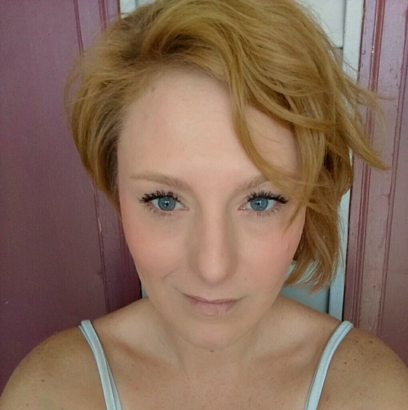 Profile Picture of Shaylene Brown (@shaylenebrown) on Poshmark