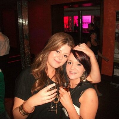Profile Picture of Aimee Higgins (@sparklehiggins) on Twitter