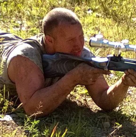 Profile Picture of Travis Neamon (@travisneamon) on Poshmark