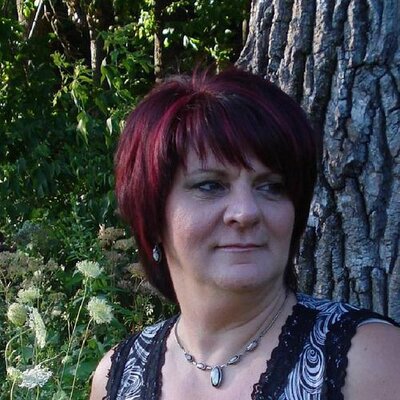 Profile Picture of Lynn Perron (@HealthBiz4U) on Twitter