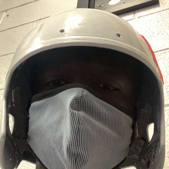 Profile Picture of Jay Jung (@jayjung04) on Poshmark