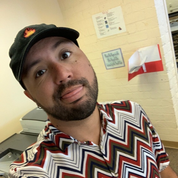 Profile Picture of Steven Sturgeon (@stoveinator) on Poshmark