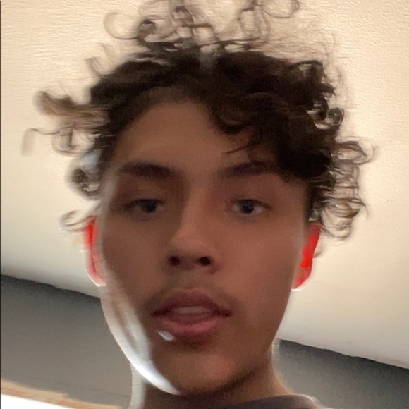 Profile Picture of Martel Peshlakai (@martelpesh) on Poshmark