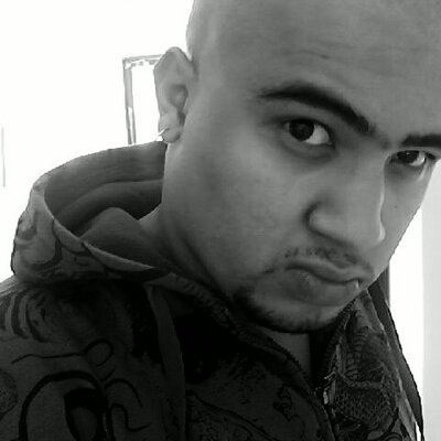 Profile Picture of Aaron Pick (@@LILaMAN) on Twitter