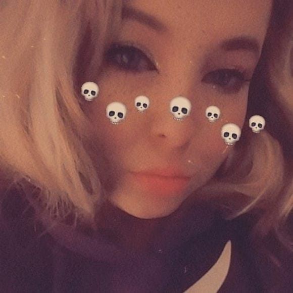 Profile Picture of Maxine Wheatley (@vhood50030) on Poshmark