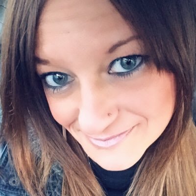 Profile Picture of Jessica Campbell (@jessnaf) on Twitter