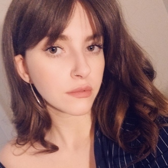 Profile Picture of Tara Vincent (@taraalhena) on Poshmark