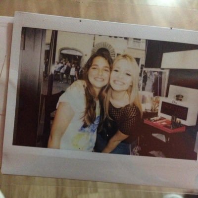 Profile Picture of I Need Alice's Hug (@INeedAliceSHug) on Twitter