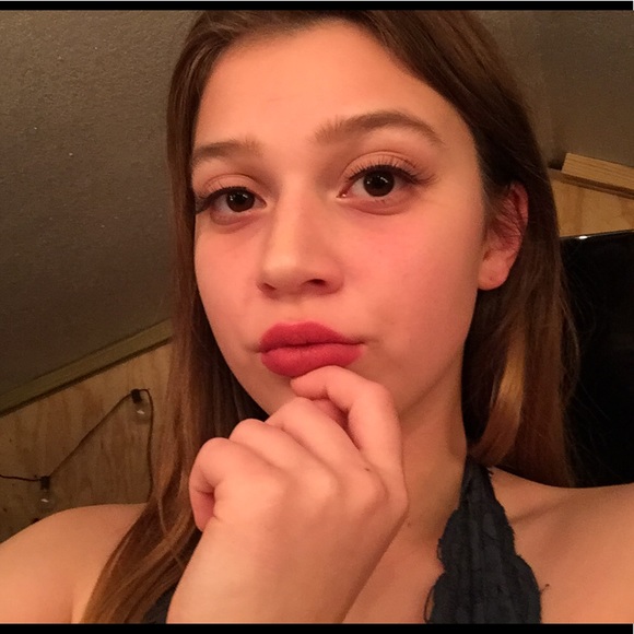Profile Picture of Brianna Styles (@dancingwithbrim) on Poshmark