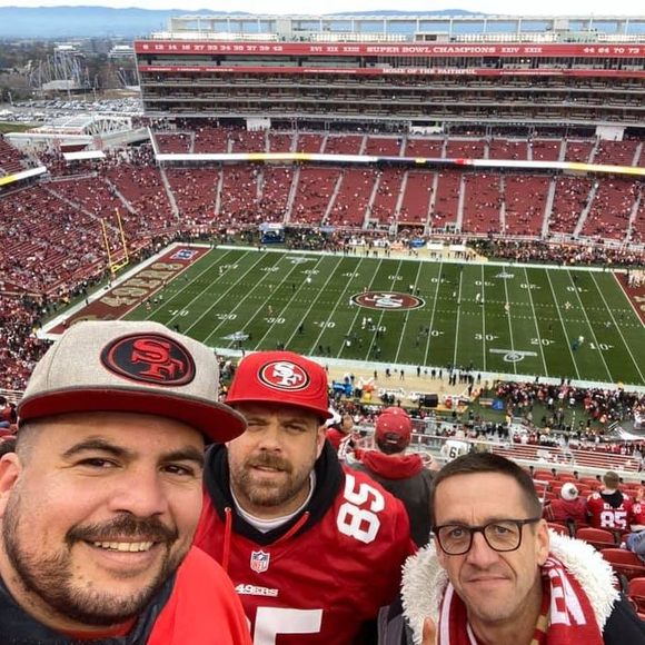 Profile Picture of Steven Hevle (@lvmplayer925) on Poshmark