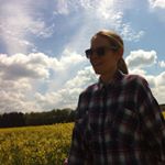 Profile Picture of Caroline Lea (@thedesignmould) on Instagram