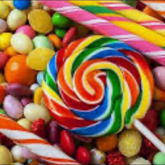 Profile Picture of Ilana H (@hilan) on Poshmark