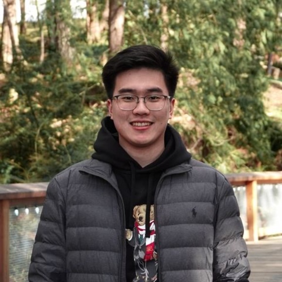 Profile Picture of Eric Hsieh (@erichotsport) on Poshmark