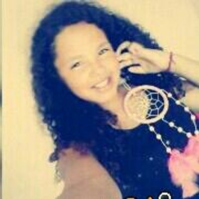 Profile Picture of Julia Weise ★ (@cd330c371319476) on Twitter