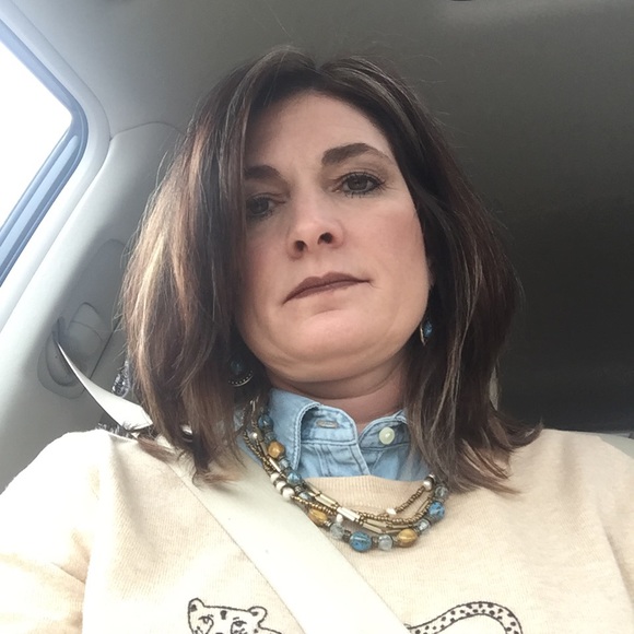 Profile Picture of Candy Wilbanks (@candywilbanks) on Poshmark