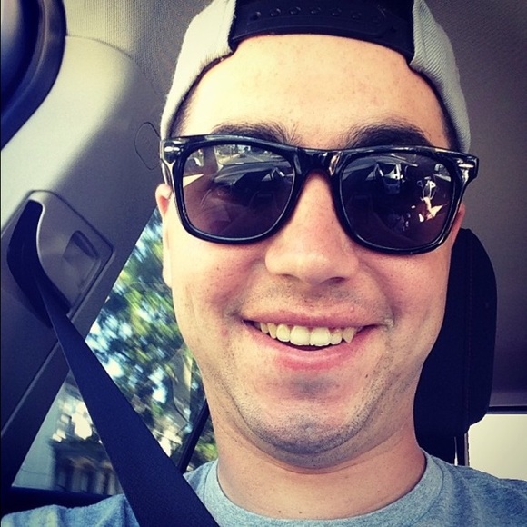 Profile Picture of David Wildrick (@dwildrick11) on Poshmark