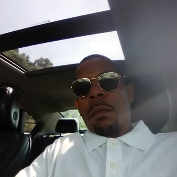 Profile Picture of Alex Emanuel (@alexemanuel) on Poshmark