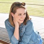 Profile Picture of Julie Russell Stanley (@julie.blue.blog) on Instagram