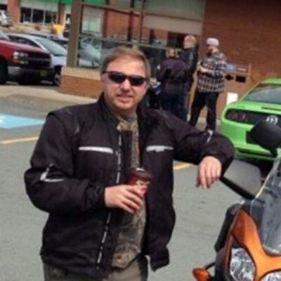 Profile Picture of Wade Hardy (@burntislander24) on Twitter